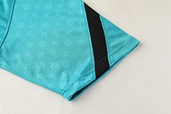 small(7)