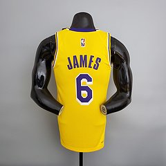 small(9)