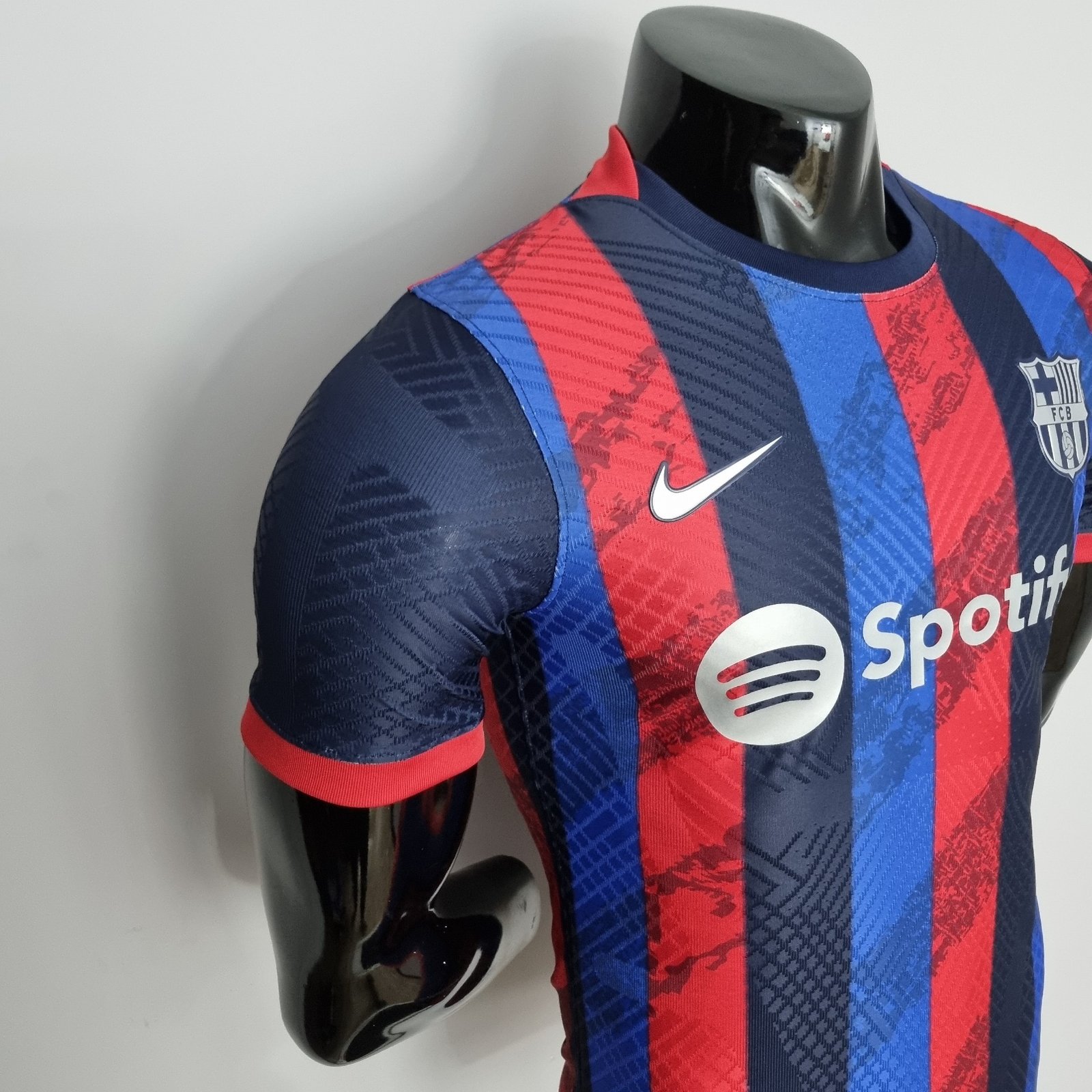 3afbb8f3 camisa do barcelona vermelho e azul