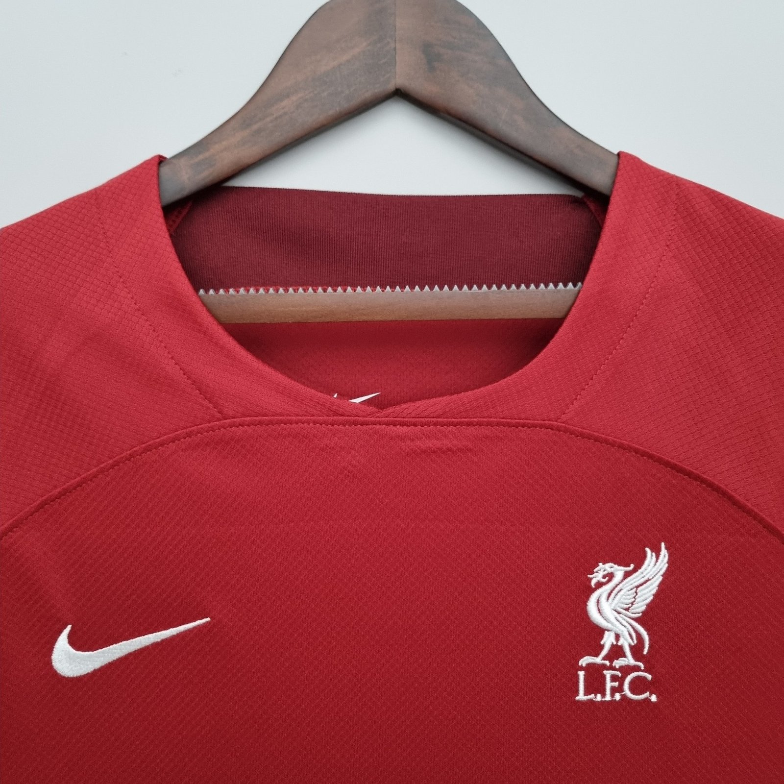 5e32ff72 camisa do liverpool feminina