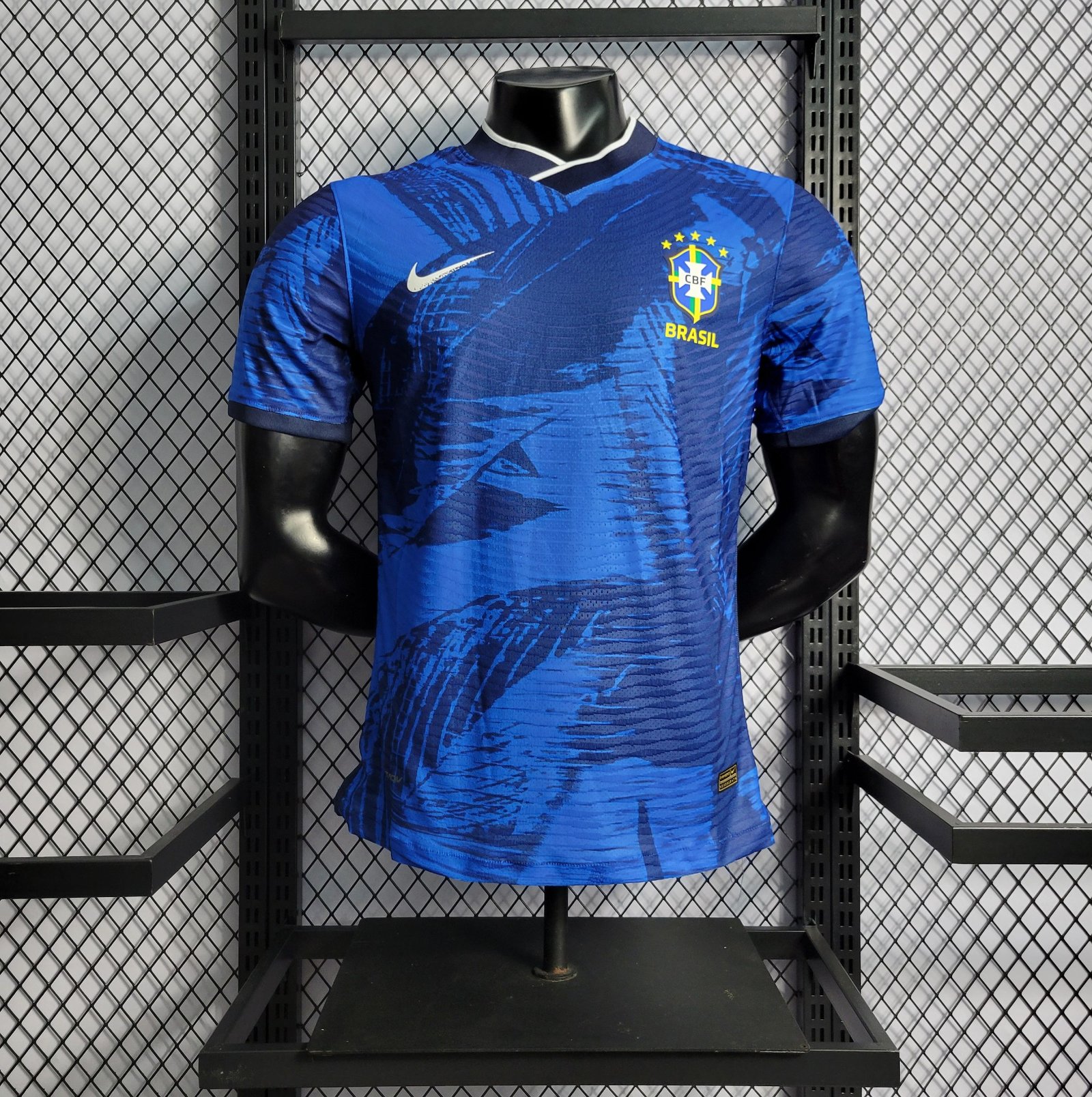 b0e4ed13 Camisa do Brasil Azul Edição Limitada 2022 Masculina Player