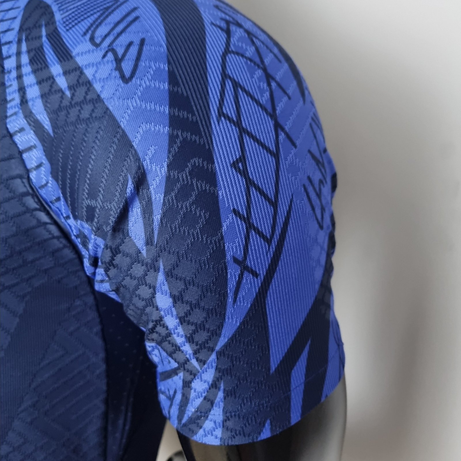 camisa-da-franca-azul-2022-home-player-masculina-2