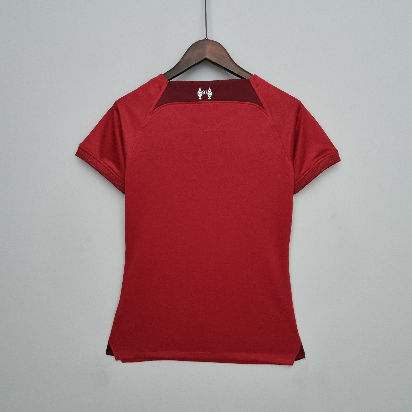 d181c53d camisa do liverpool feminina