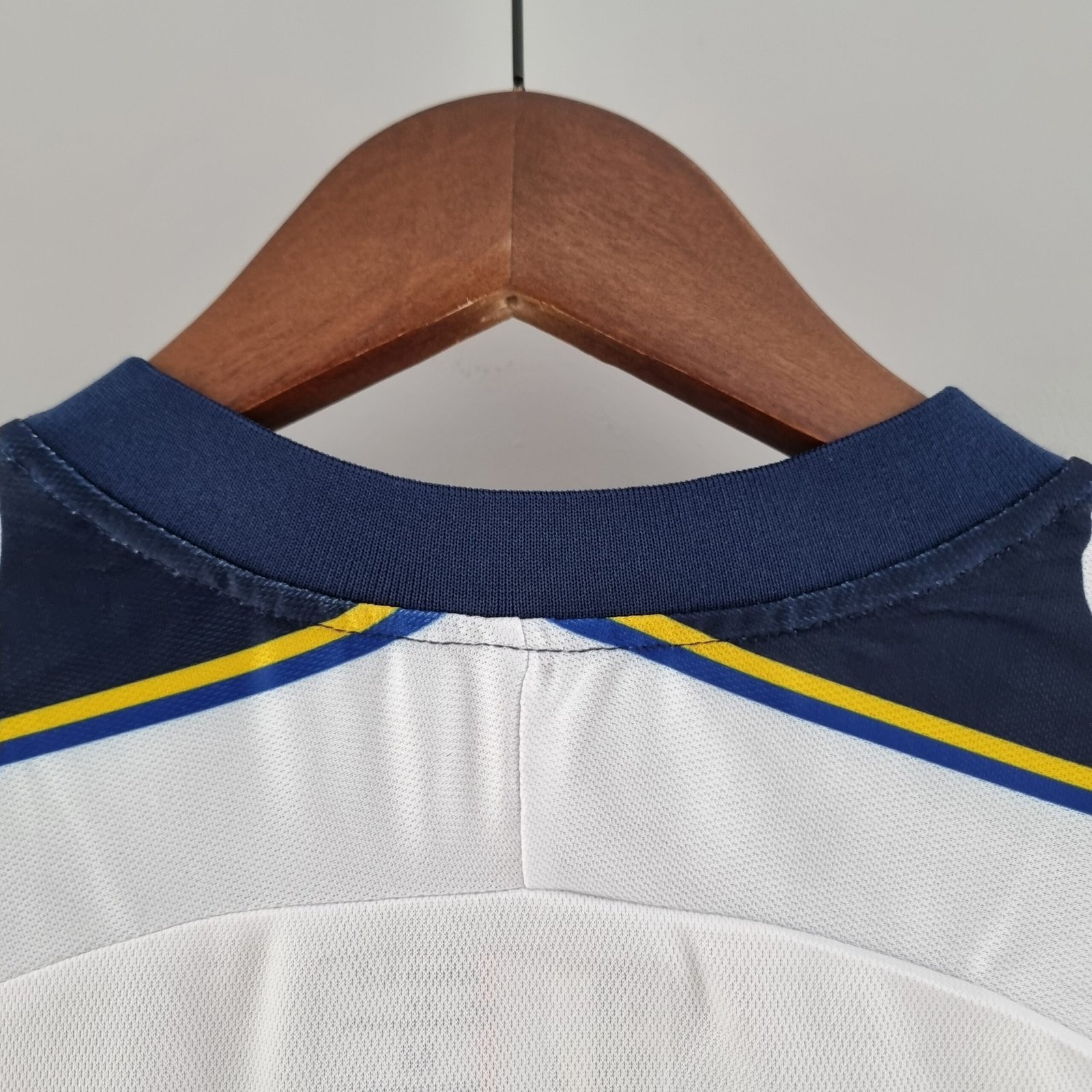 camisa-do-parma-retro-2001-02-reserva-branca