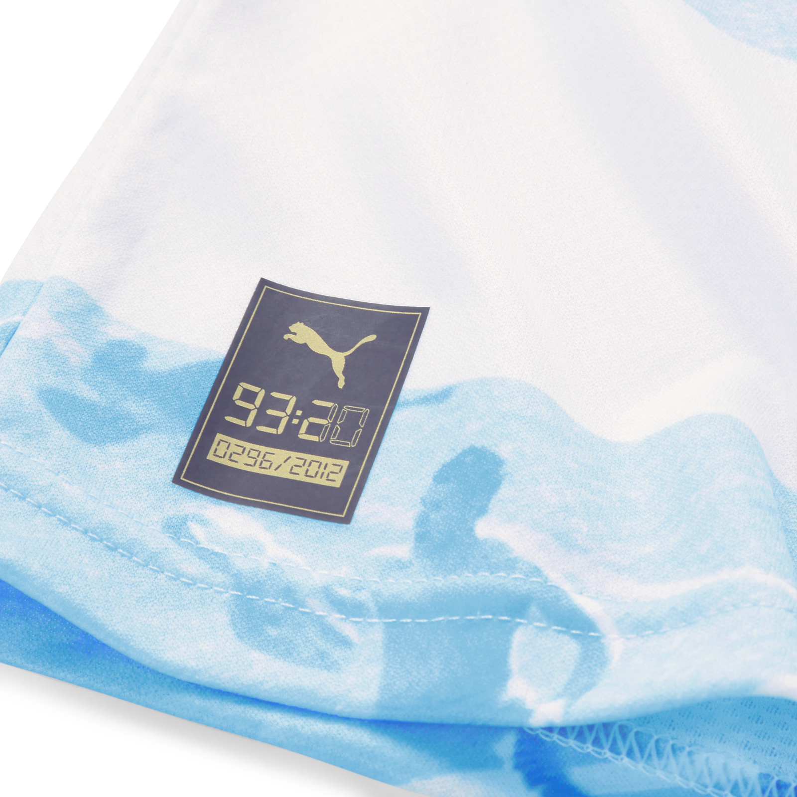 701223398001_pp_01_mcfc(2) Camisa Manchester City Comemorativa Agüero