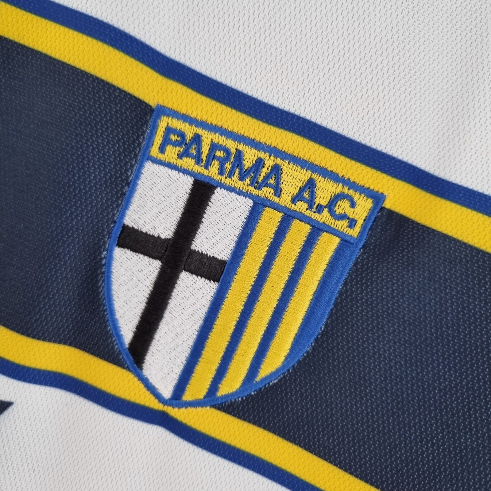 camisa-do-parma-retro-2001-02-reserva-branca