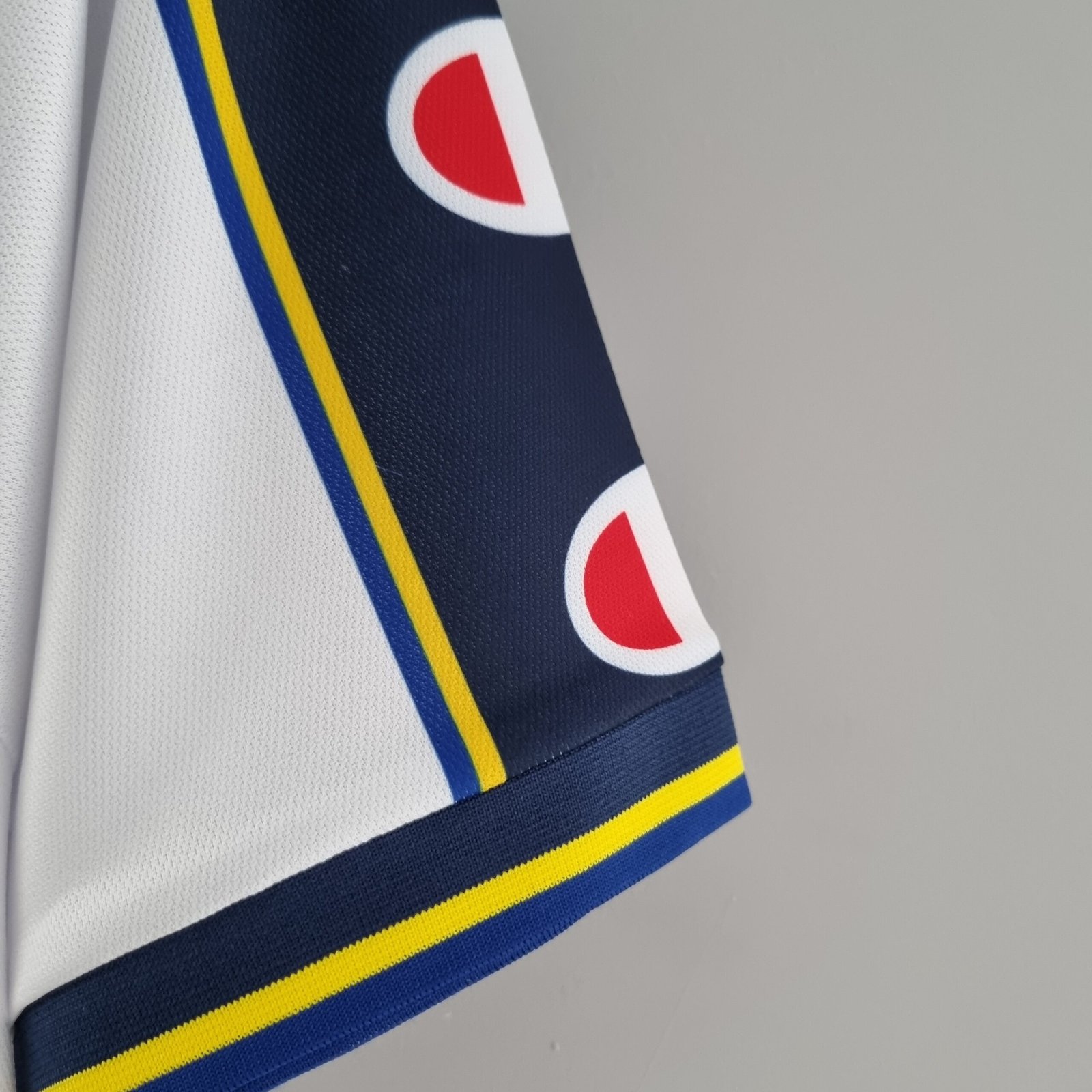 camisa-do-parma-retro-2001-02-reserva-branca