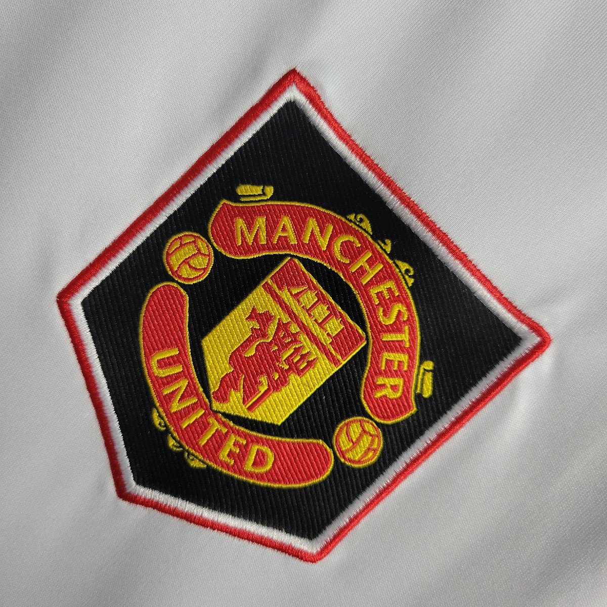 NQQ-1178-002_zoom1(2) Nova Camisa Manchester United Branca 2022