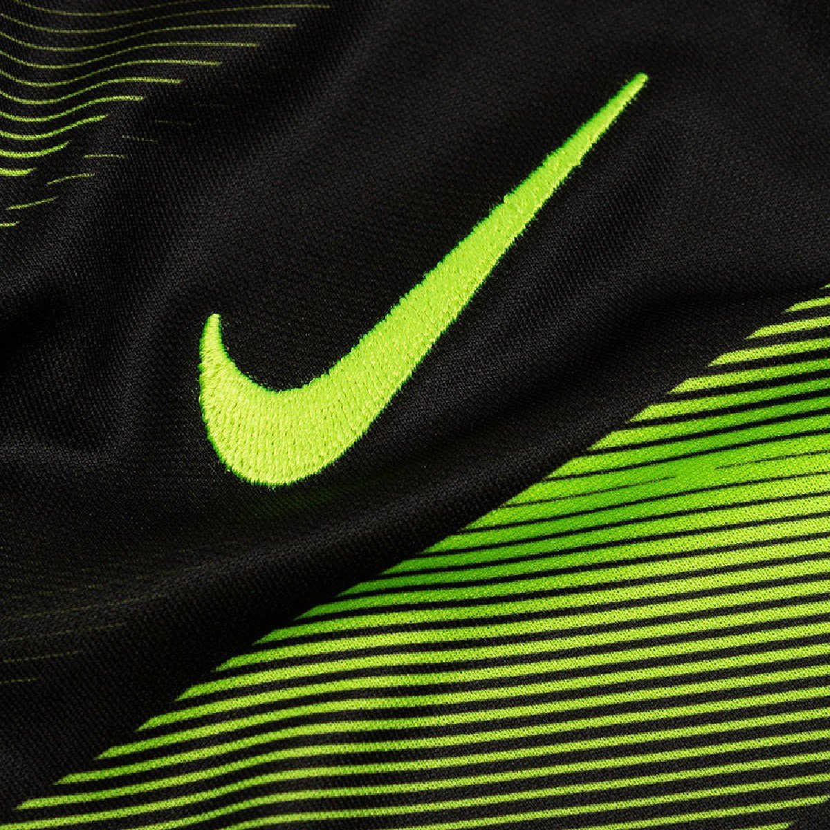 NQQ-7755-068_zoom1(1) Camisa Sporting Portugal Verde Rajada