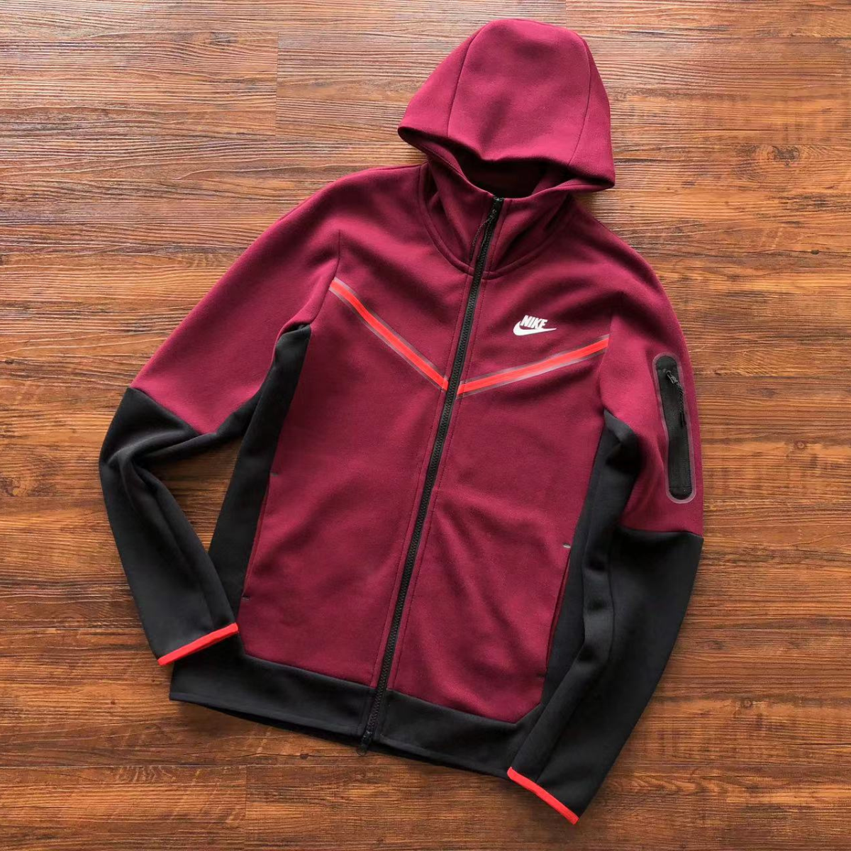 Design sem nome (20) Conjunto Blusão + Calça Nike Vermelho