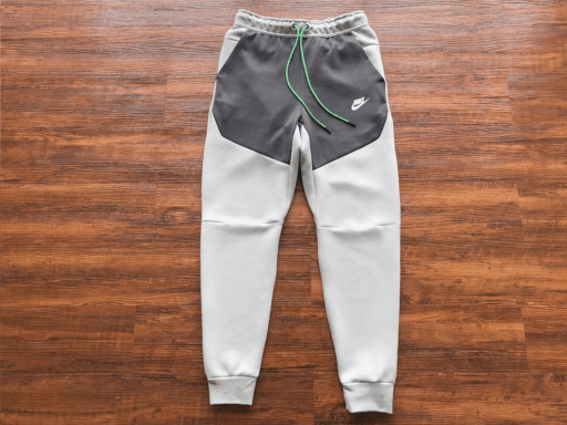 Design sem nome (5) Conjunto Blusão e Calça Moletom Nike