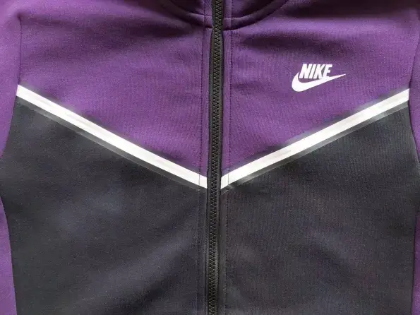 c966287d Conjunto Blusão e Calça Moletom Nike - Roxo