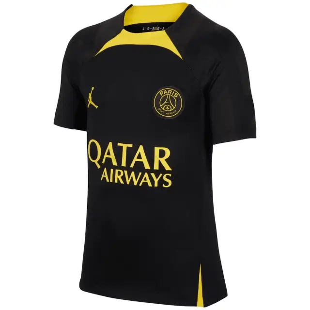 sem-titulo-1121-fad5efae6633abb54d16771612233434-640-0 Camisa PSG Treino Preto com Amarelo 2022/23
