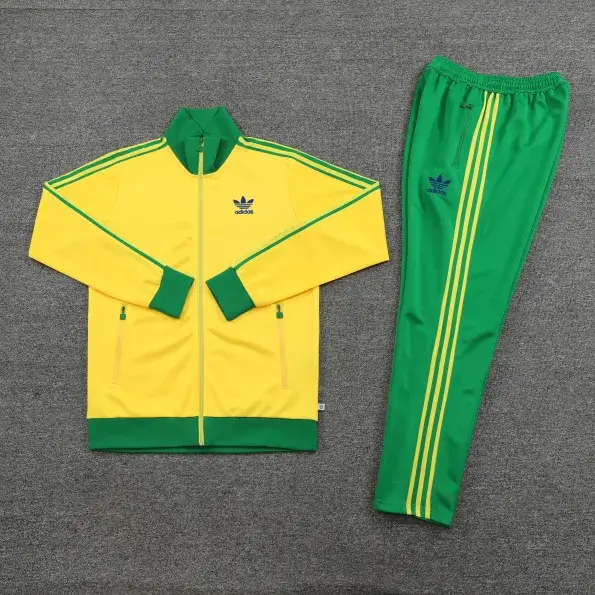 c64a6c5a Conjunto de Frio Adidas Jaqueta e Calça Verde