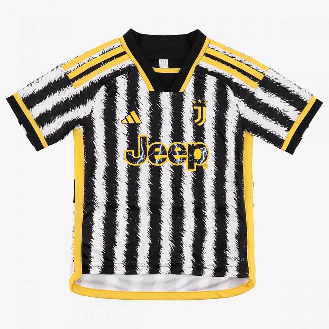 zoom (1) Kit Infantil Juventus Preta e Amarela2023/24