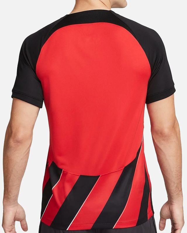 356409829_173447998898634_2596035740730005496_n Nova Camisa Frankfurt Vermelha e Preta 2023/24 Masculina