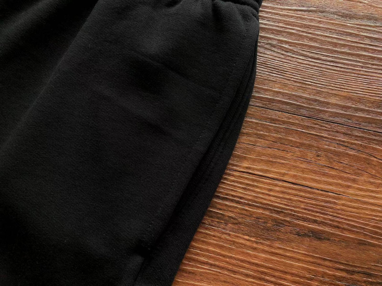 24c13eaa Calça Supreme Moletom Nike Preta/Cinza