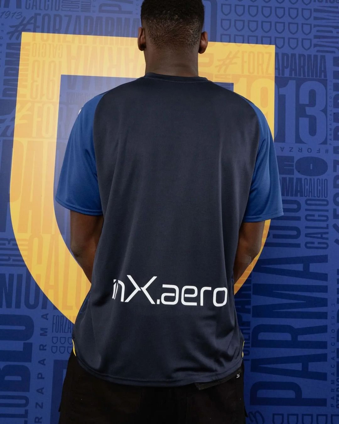 363867556_597153895959221_5820607625256562887_n Nova Camisa Parma 3 Azul 2023/24 Masculina