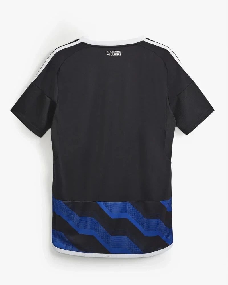 364274513_1360889487868875_4823467528930206151_n Nova Camisa Strasbourg Preta/azul 2023/24 Masculina