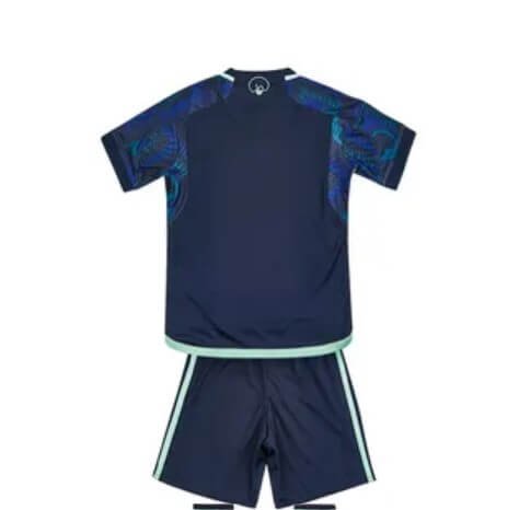 Captura de tela 2023-08-07 085101 Kit Infantil Leeds United 2 Azul 2023/24 Unissex