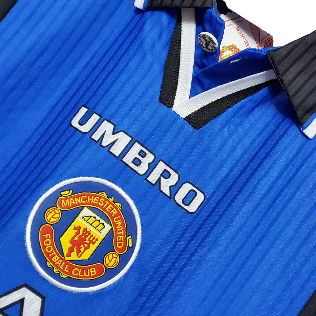 Camisa Manchester United Away Azul 1996/97 Masculina Camisa Manchester United Away Azul 1996/97 Masculina
