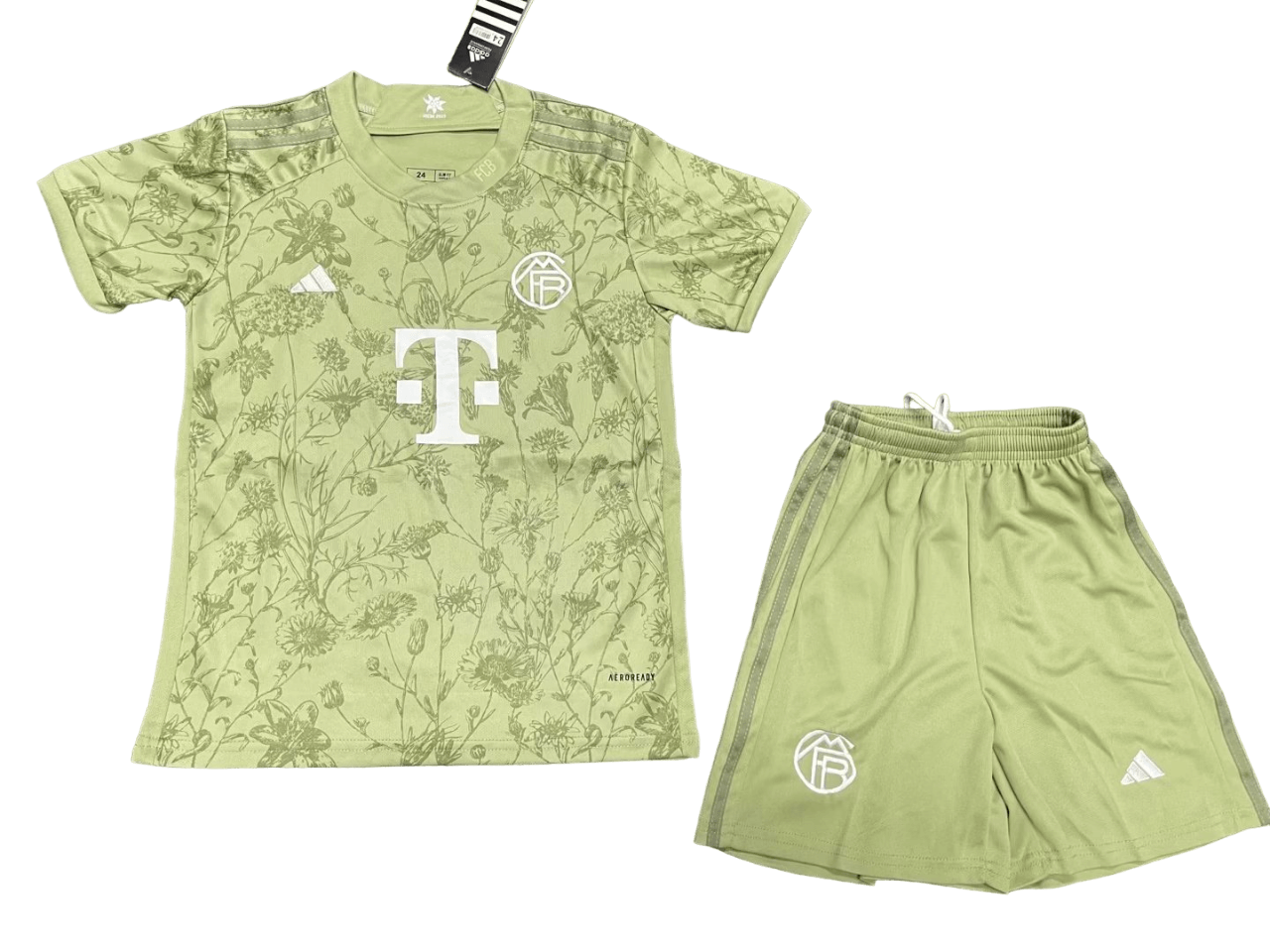 Kit Infantil Bayern OKTOBERFEST Verde 2023/24 Unissex Kit Infantil Bayern OKTOBERFEST Verde 2023/24 Unissex