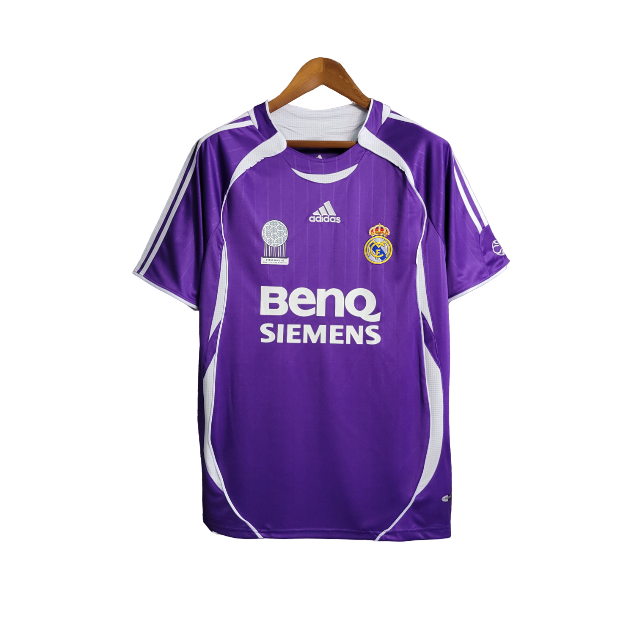 Camisa Real Madrid Roxo Siemens 2006 Masculina Camisa Real Madrid Roxo Siemens 2006 Masculina