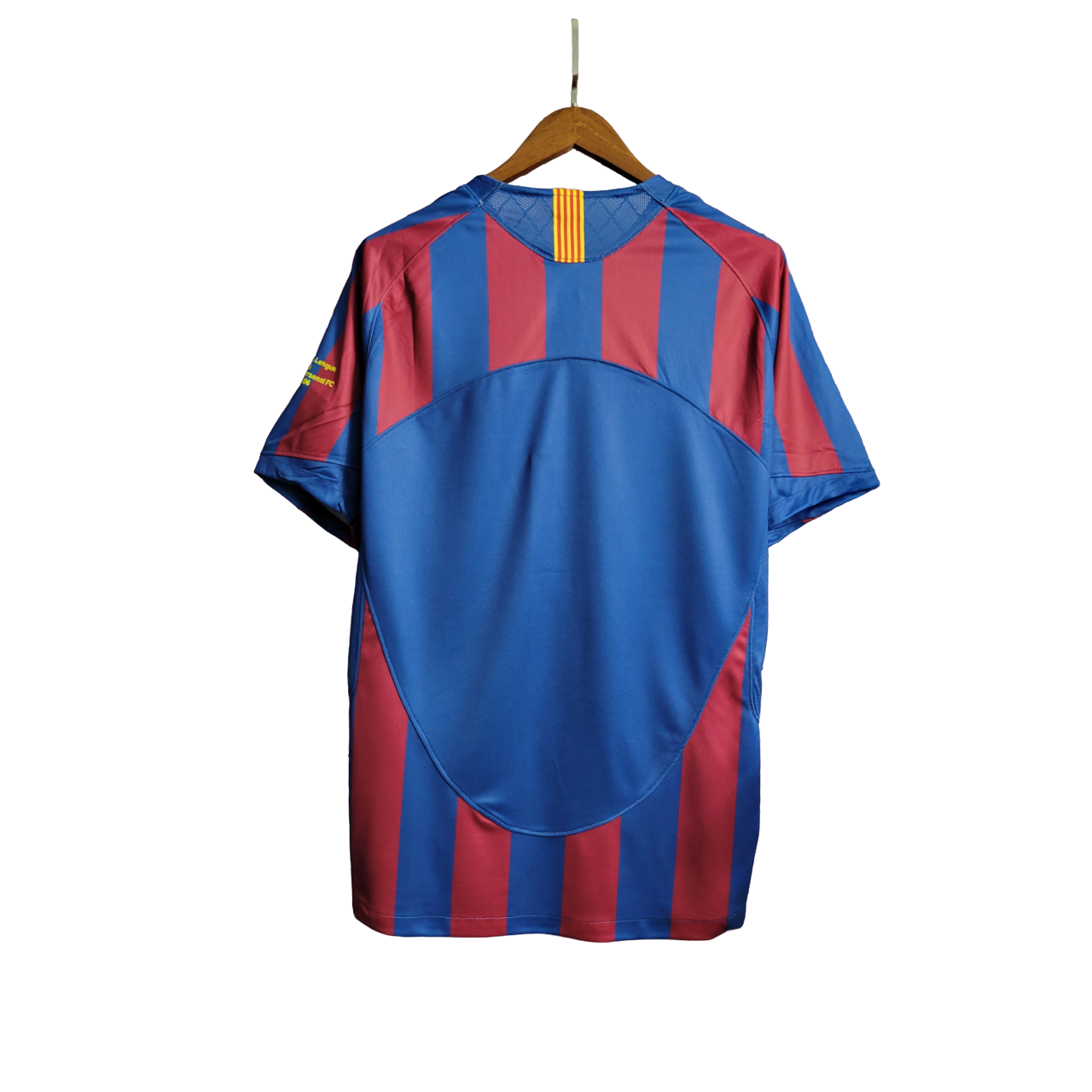Camisa Barcelona Home 2006 Retrô Masculina Camisa Barcelona Home 2006 Retrô Masculina
