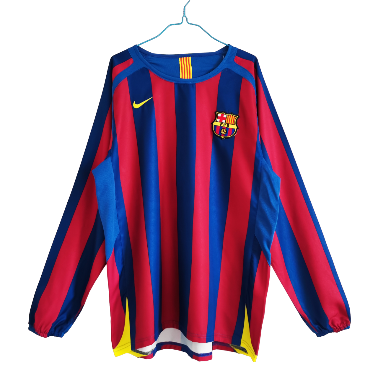 Camisa Barcelona Home Manga Longa 2005/06 Retrô Masculina Camisa Barcelona Home Manga Longa 2005/06 Retrô Masculina
