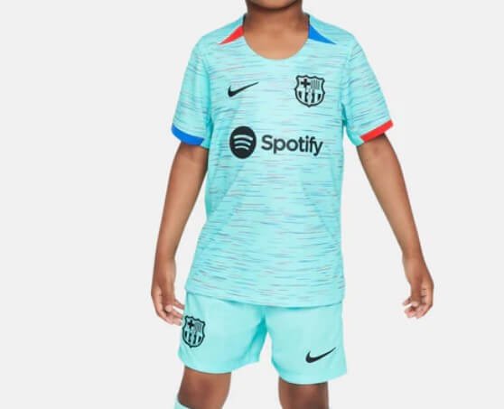 Kit Infantil Barcelona Azul Third 2023/24 Unissex Kit Infantil Barcelona Azul Third 2023/24 Unissex