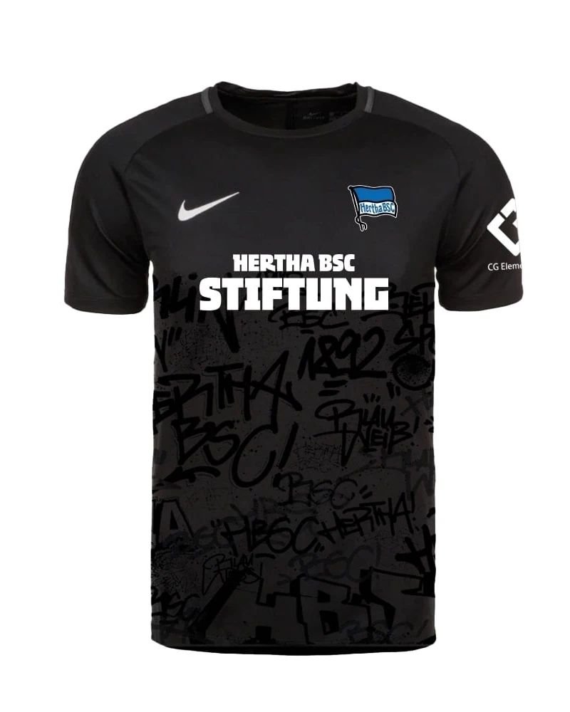 Camisa Hertha Berlin Preta Especial 2023/24 Masculina Camisa Hertha Berlin Preta Especial 2023/24 Masculina