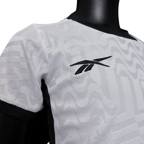 Kit Infantil III Branco Botafogo Reebok 2023 Unissex Kit Infantil III Branco Botafogo Reebok 2023 Unissex