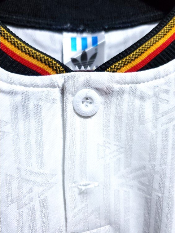 Captura de tela 2023-11-16 113336 Camisa Seleção da Alemanha Branca Retrô 1996 Masculina