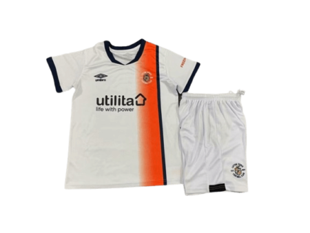 Kit Infantil Luton Town Branco Home 2023/24 Unissex