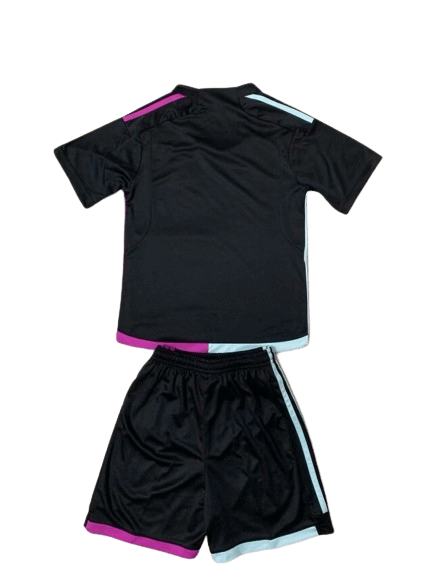Kit Infantil Aberdeen Preta Reserva 2023/24 Unissex Kit Infantil Aberdeen Preta Reserva 2023/24 Unissex