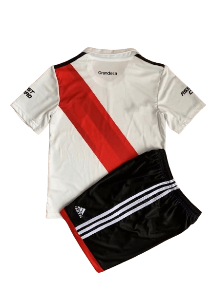 Kit Infantil River Plate Branca 2022/23 Unissex Kit Infantil River Plate Branca 2022/23 Unissex