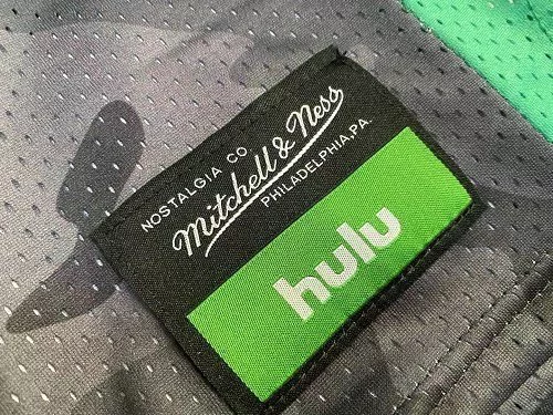 Regata NBA Mitchell & Ness x Hulu Mesh Preta Regata NBA Mitchell & Ness x Hulu Mesh Preta
