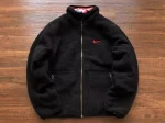 Casaco de Frio Nike Lã Reversível Preto/Bege Leap High Just do It
