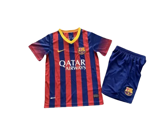 Kit Infantil Barcelona Home I Vermelha 2013/14 Unissex Kit Infantil Barcelona Home I Vermelha 2013/14 Unissex