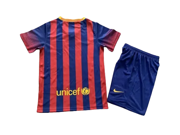 Kit Infantil Barcelona Home I Vermelha 2013/14 Unissex Kit Infantil Barcelona Home I Vermelha 2013/14 Unissex