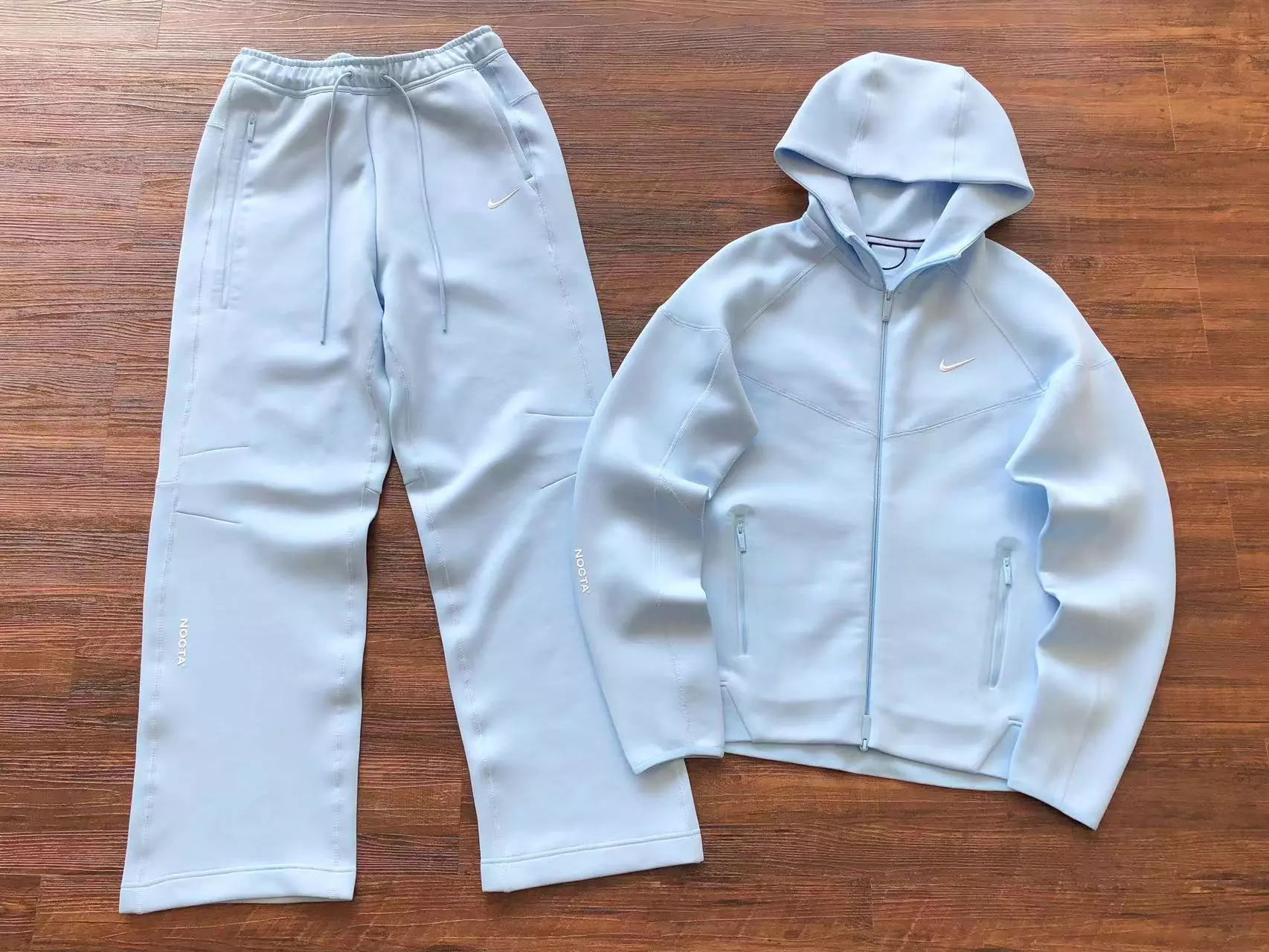 Conjunto Frio Nike Tech Fleece Nocta Azul Claro Conjunto Frio Nike Tech Fleece Nocta Azul Claro