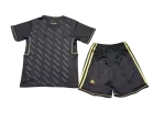 Kit Infantil Real Madrid Away Preta II 2011/12 Unissex