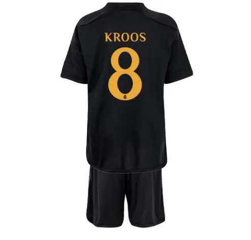 Kit Infantil Toni Kroos #8 Real Madrid III Preta 2023/24 Kit Infantil Toni Kroos #8 Real Madrid III Preta 2023/24
