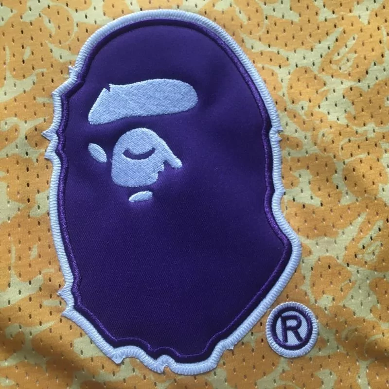 regata-a-bathing-ape-x-mitchell-ness-lakers-81-ceb3f4e1276633e8e816220601356681-1024-1024 Regata A Bathing Ape x Mitchell & Ness - Lakers