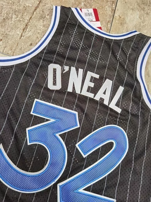 regata-mitchell-ness-orlando-magic-retro-1994-1995-preta-oneal-32-51-a4f08039c00af05b6415924810647170-1024-1024 Regata NBA Mitchell & Ness Orlando Magic 1994/1995 Retro Preta O'Neal #32