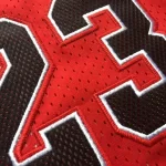 regata-nba-mitchell-ness-chicago-bulls-retro-1997-1998-vermelha-jordan-23-finais-13-4c79c9deade5b2945b15937010367765-1024-1024