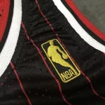regata-nba-mitchell-ness-chicago-bulls-retro-19971998-bred-jordan-23-11-b878d28be6c0b17d8a15922586841697-1024-1024