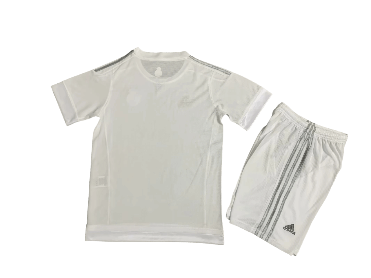 Kit Infantil Real Madrid Home I Branca 2015/16 Unissex Kit Infantil Real Madrid Home I Branca 2015/16 Unissex