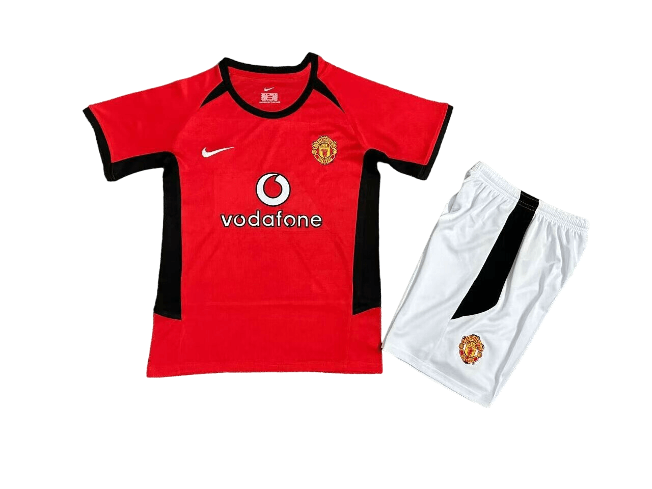 Kit Infantil Manchester United Vermelha I 2002 Unissex Kit Infantil Manchester United Vermelha I 2002 Unissex
