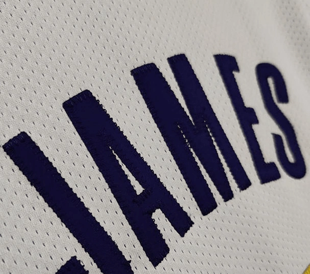 Regata AUTHENTIC - Los Angeles Lakers - Branca - JAMES #23 Regata AUTHENTIC - Los Angeles Lakers - Branca - JAMES #23